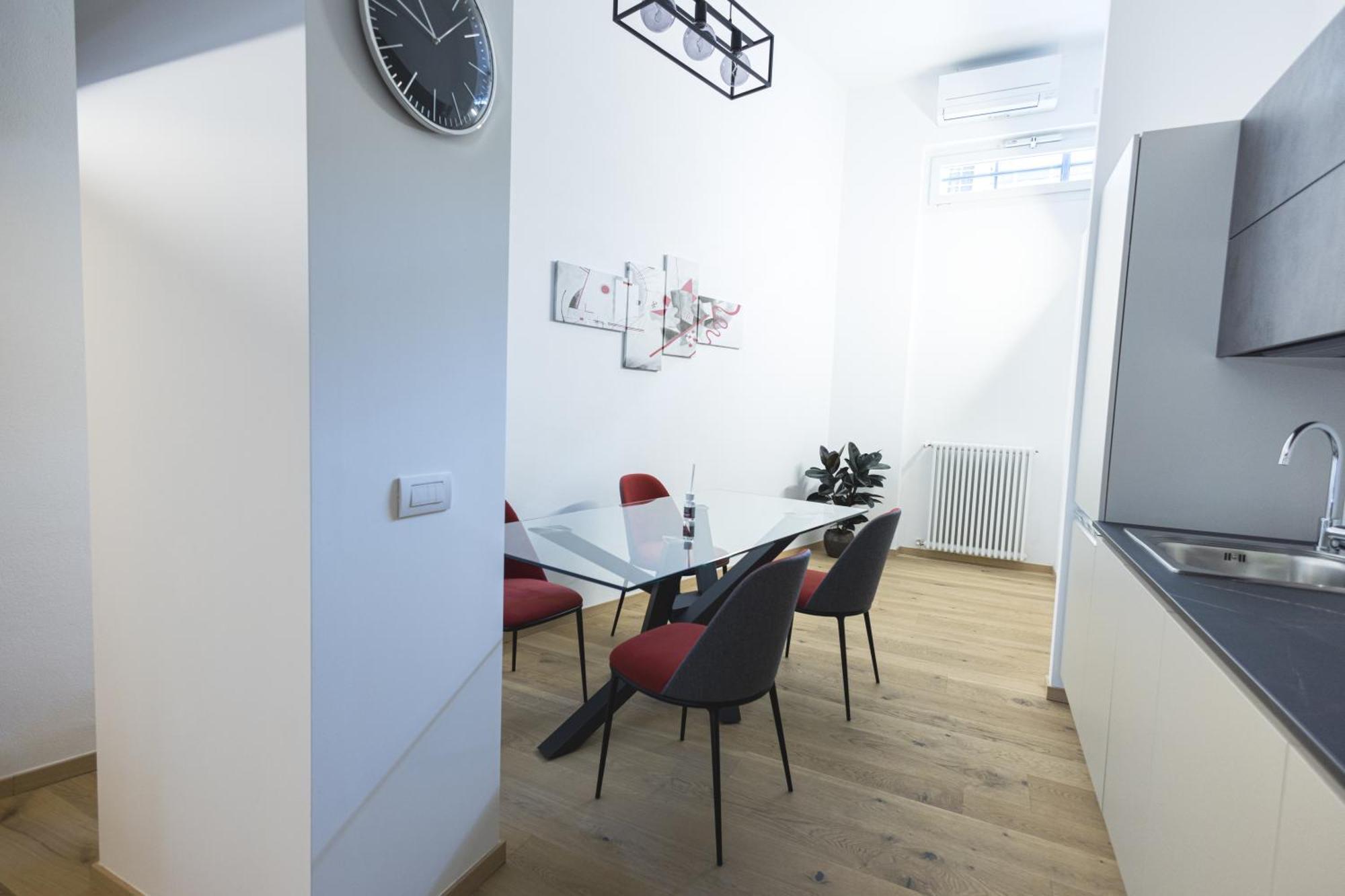 شقة Loft La Sedia Rossa - Centro Storico ميلان المظهر الخارجي الصورة